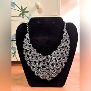 Premier Designs Ruffles bib necklace